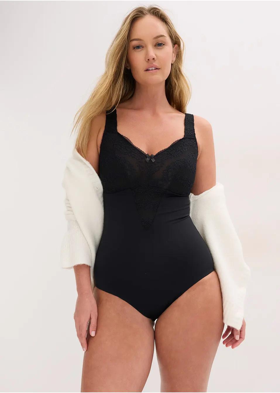 CZARNE BODY KORONKA